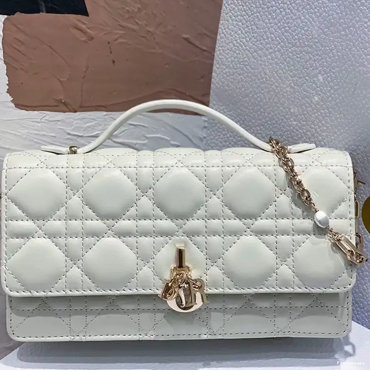 Fashionrepsfam ru 2304YA0059 Dio Bag 0811